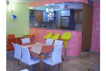 Bulgārija Privát Černomorec, Eksterjers